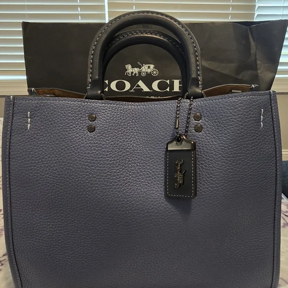 Coach Rouge 30 - Picture 3 of 14